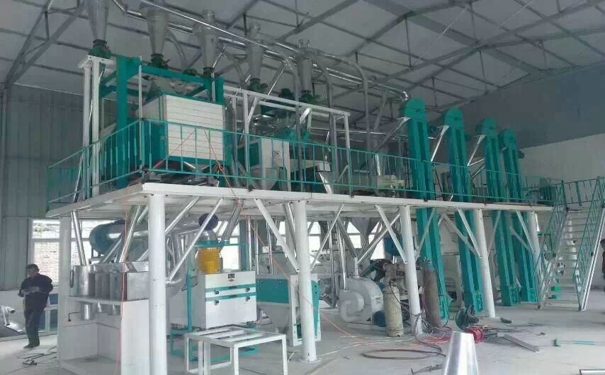 玉米深加工機械廠(chǎng)家生產(chǎn)加工玉米食品的流程是什么(圖1)